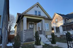 3033 N Holton St, Milwaukee, WI 53212 - Photo 1