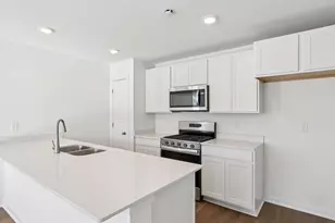 1008 58th Rd, Racine, WI 53182 - Photo 7