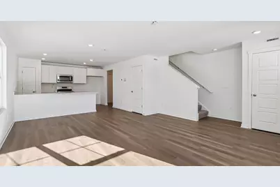 1008  58th Rd, Racine, WI 53182 - Photo 5