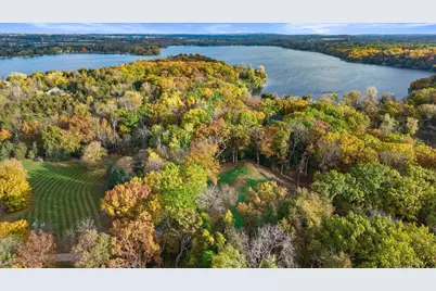 6644 N Shawmoors Dr, Chenequa, WI 53029 - Photo 1