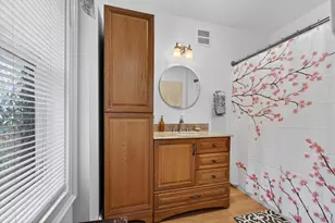 35214 Washington Ave, Racine, WI 53105 - Photo 17