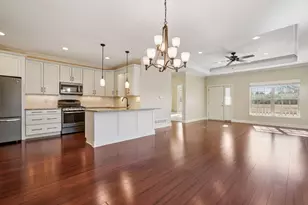 656 Baker St, Walworth, WI 53184 - Photo 9