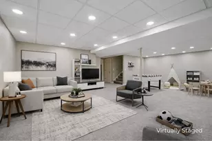 656 Baker St, Walworth, WI 53184 - Photo 17