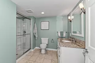 306 N Pinecrest St, Milwaukee, WI 53208 - Photo 17