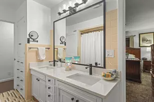 655 E Petunia Ln, Beloit, WI 53511 - Photo 23