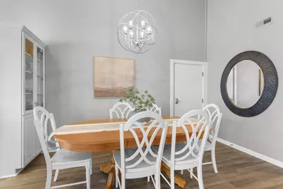 12  Abbey Villa Cir #B, Fontana, WI 53125 - Photo 11