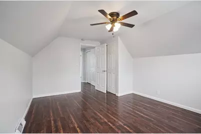 3937 E Squire Ave, Cudahy, WI 53110 - Photo 17