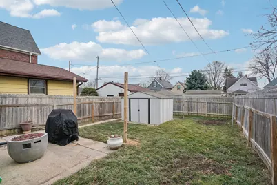 3937 E Squire Ave, Cudahy, WI 53110 - Photo 25