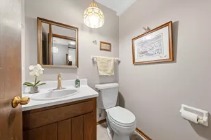 W260N5139 Autumn Trail, Lisbon, WI 53072 - Photo 21