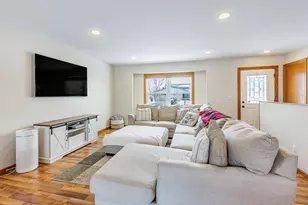 304 Heather Pl, Holmen, WI 54636 - Photo 3