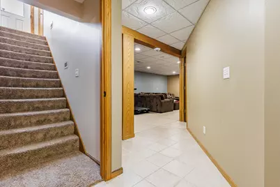 304  Heather Pl, Holmen, WI 54636 - Photo 15