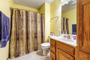 304 Heather Pl, Holmen, WI 54636 - Photo 11