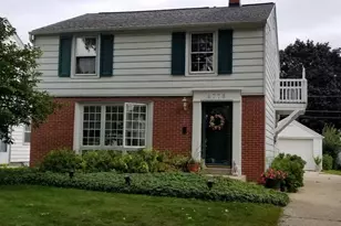 4776 N Hollywood Ave, Whitefish Bay, WI 53211 - Photo 1