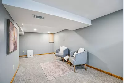 6540 N Bourbon St, Milwaukee, WI 53224 - Photo 27