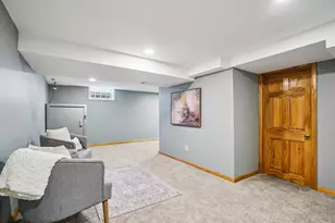 6540 N Bourbon St, Milwaukee, WI 53224 - Photo 29