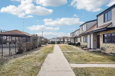 6540 N Bourbon St, Milwaukee, WI 53224 - Photo 35