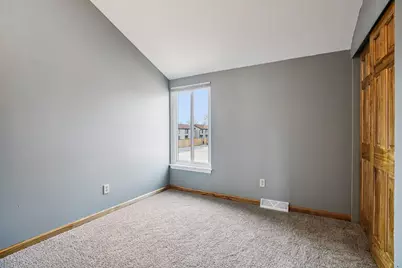 6540 N Bourbon St, Milwaukee, WI 53224 - Photo 19