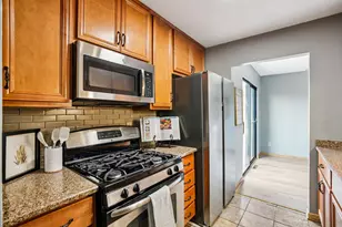 6540 N Bourbon St, Milwaukee, WI 53224 - Photo 13