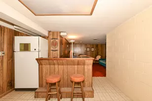 9632 W Bradley Rd, Milwaukee, WI 53224 - Photo 17