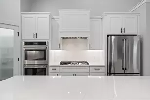 1620 Prestwick Dr, Geneva, WI 53147 - Photo 13