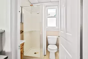 N89W16081 Main St, Menomonee Falls, WI 53051 - Photo 21