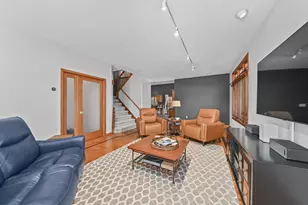 14220 W North Oak Blvd, New Berlin, WI 53151 - Photo 3