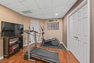 14220 W North Oak Blvd, New Berlin, WI 53151 - Photo 29