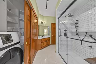 14220 W North Oak Blvd, New Berlin, WI 53151 - Photo 15