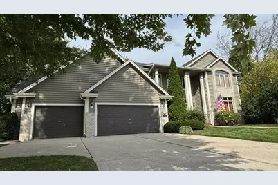 14220 W North Oak Blvd, New Berlin, WI 53151 - Photo 35