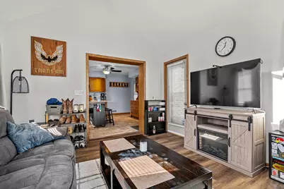 631 S 32nd St, Manitowoc, WI 54220 - Photo 13