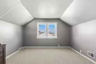 631 S 32nd St, Manitowoc, WI 54220 - Photo 21