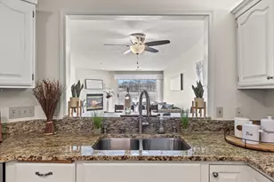 4561 S 124th St, New Berlin, WI 53151 - Photo 5