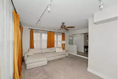 330  Kossow Rd, Brookfield, WI 53186 - Photo 11