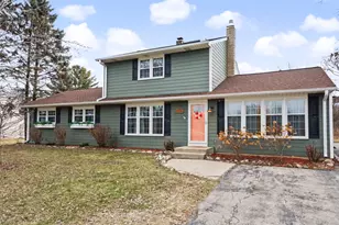 330 Kossow Rd, Brookfield, WI 53186 - Photo 27