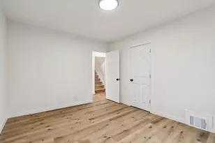 5129 N 62nd St, Milwaukee, WI 53218 - Photo 7