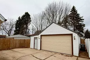 3624 E College Ave, Cudahy, WI 53110 - Photo 15