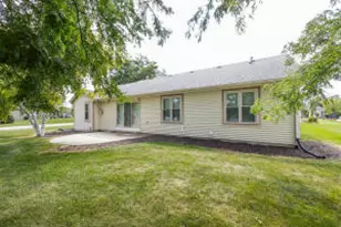 8422 Virginia Cir, Racine, WI 53185 - Photo 51