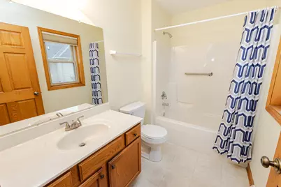 8422  Virginia Cir, Racine, WI 53185 - Photo 31