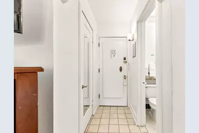 1028 E Juneau Ave #220, Milwaukee, WI 53202 - Photo 15