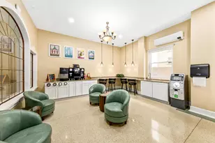 1028 E Juneau Ave, Milwaukee, WI 53202 - Photo 17