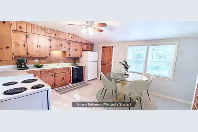 9715 W Wisconsin Ave, Wauwatosa, WI 53226 - Photo 15