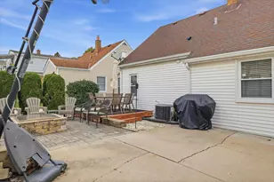 7637 Eagle St, Wauwatosa, WI 53213 - Photo 23