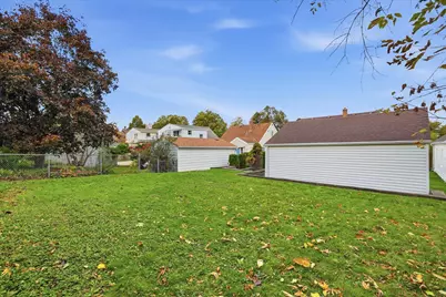 7637  Eagle St, Wauwatosa, WI 53213 - Photo 25