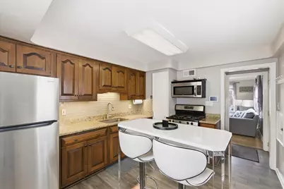 7637  Eagle St, Wauwatosa, WI 53213 - Photo 7