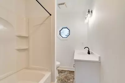 1230  Johnson St, La Crosse, WI 54601 - Photo 13