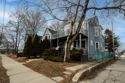 1712 E Park Pl #1714, Milwaukee, WI 53211 - Photo 3