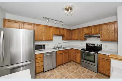 1825  Woodburn Rd #A, Waukesha, WI 53188 - Photo 3