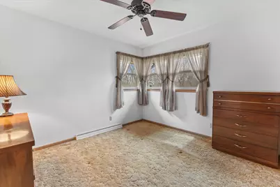 4007 W Southland Dr, Franklin, WI 53132 - Photo 11