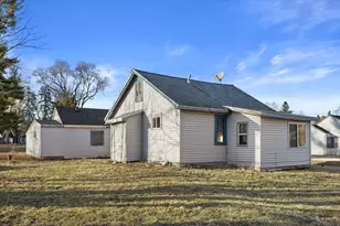 S67W18711 Emerald Dr, Muskego, WI 53150 - Photo 13