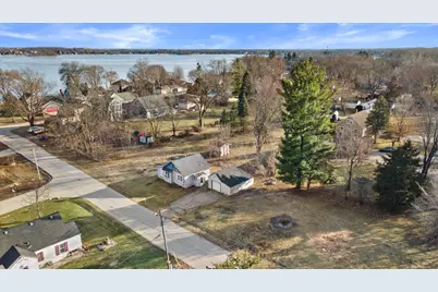 S67W18711  Emerald Dr, Muskego, WI 53150 - Photo 5